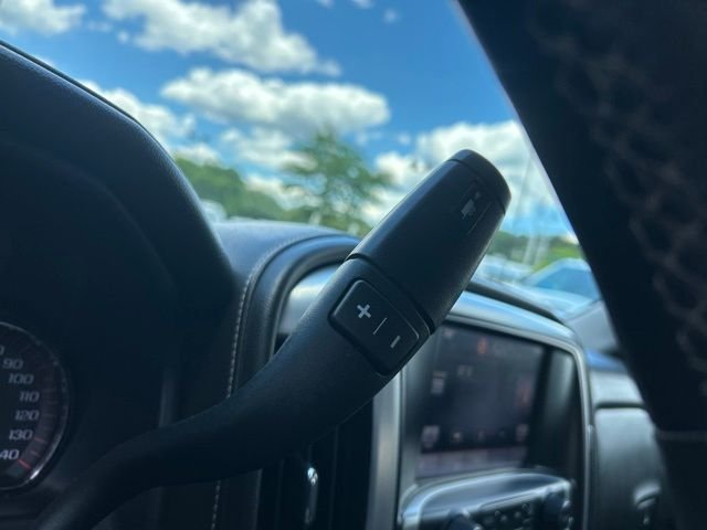 Used 2015 Red GMC SLT image 25