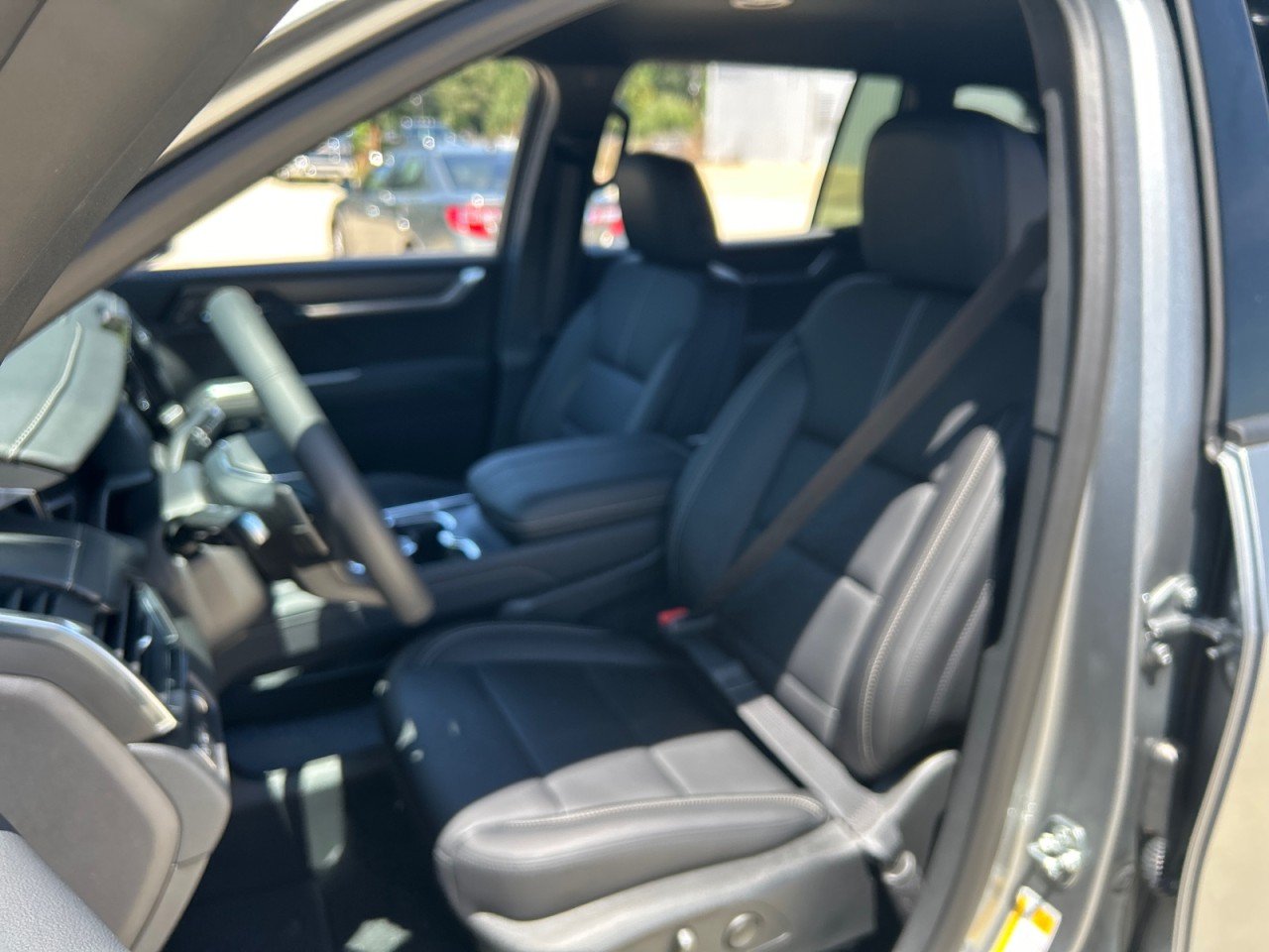 2026 GMC Acadia Elevation - Photo 16