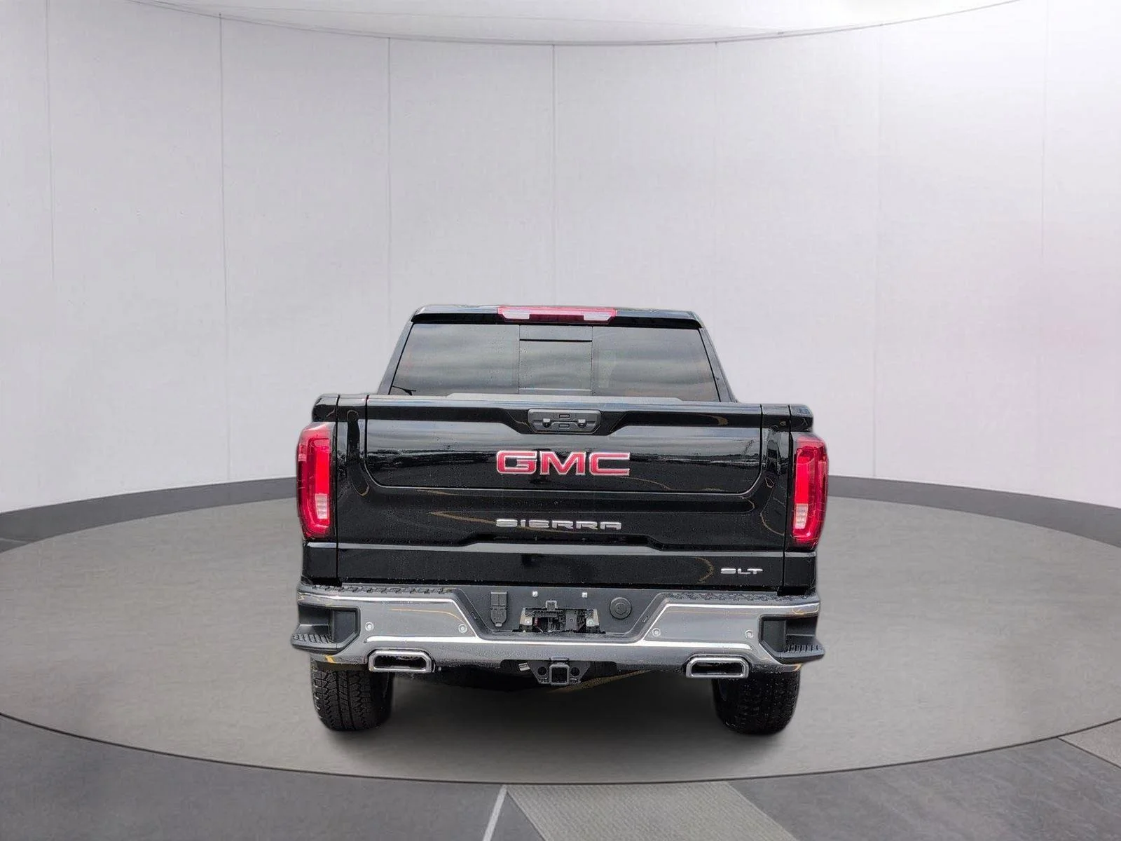 New 2026 Onyx Black GMC SLT image 4