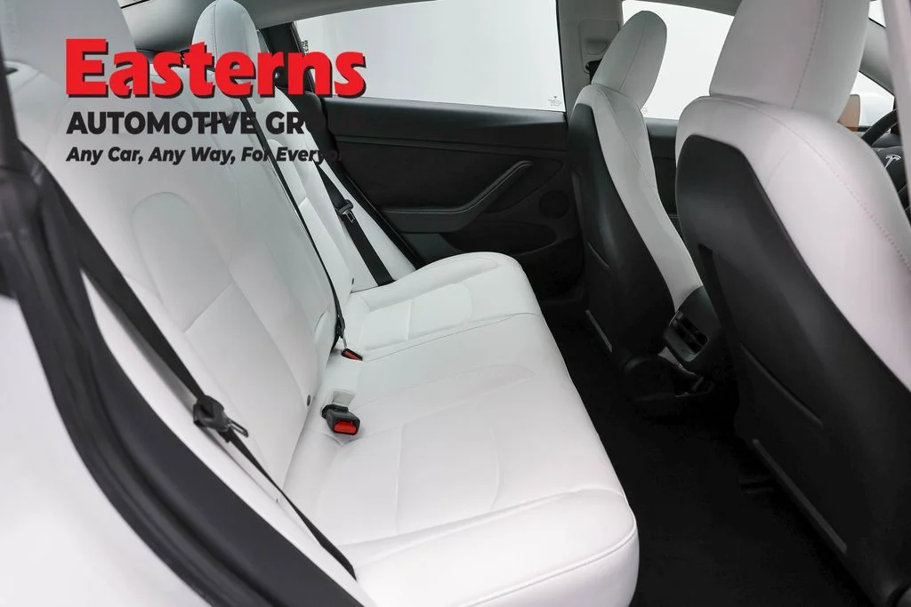 Used 2023 White Tesla Base image 16