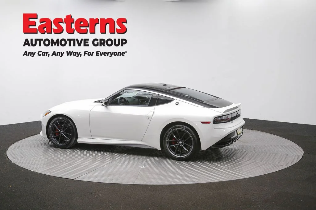 Used 2025 White Nissan Performance image 59