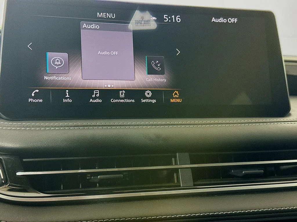 Certified Used 2023 Gray INFINITI PURE image 18