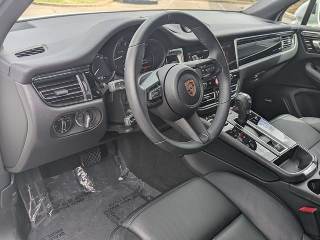 2025 Porsche Macan Base - Photo 13