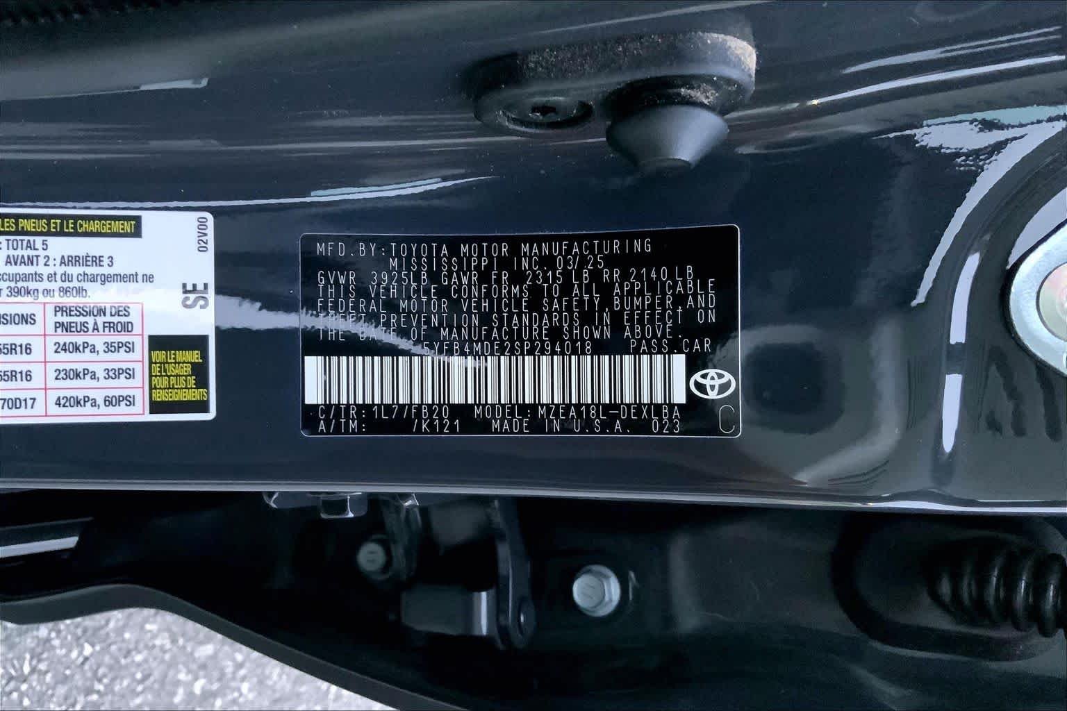 Used 2025 Underground Toyota LE image 31