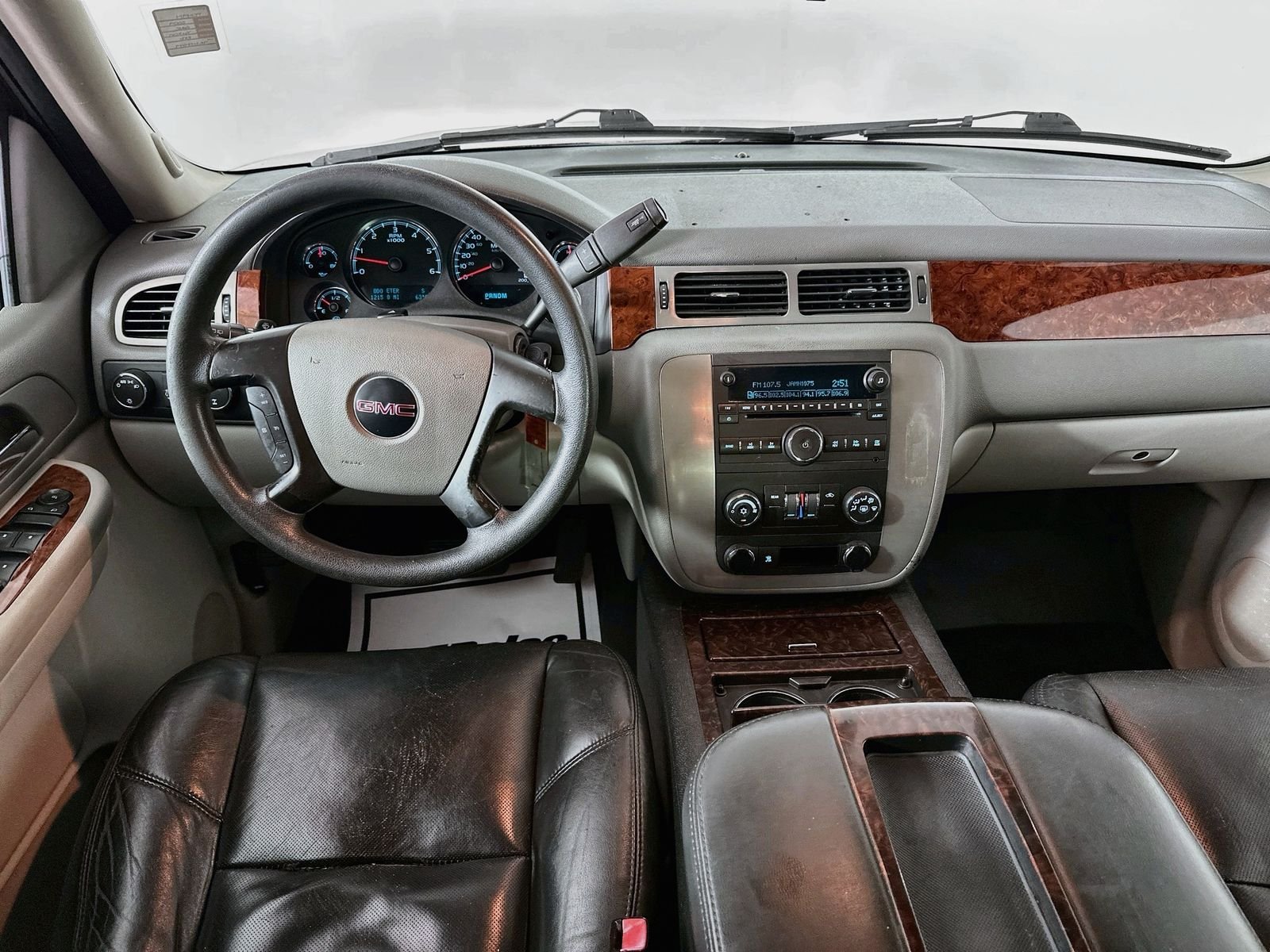 Used 2009 Red Jewel Tintcoat GMC Commercial Fleet image 20