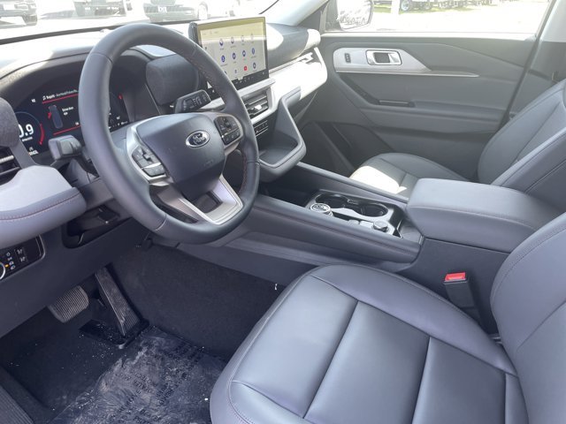 New 2026 Agate Black Metallic Ford Active image 9
