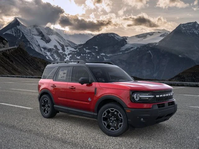 New 2025 Ruby Red Metallic Ford Outer Banks image 7