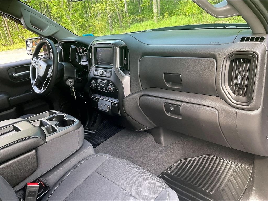 Used 2020 Gray Chevrolet Custom image 14