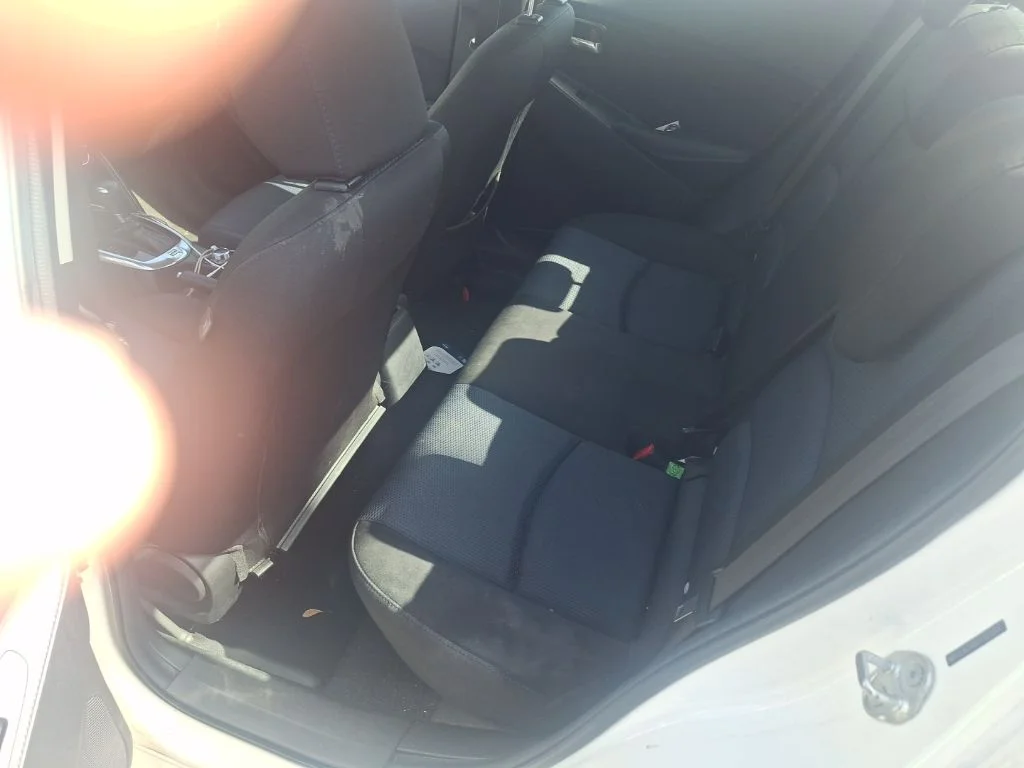 Used 2016  Scion Base image 5
