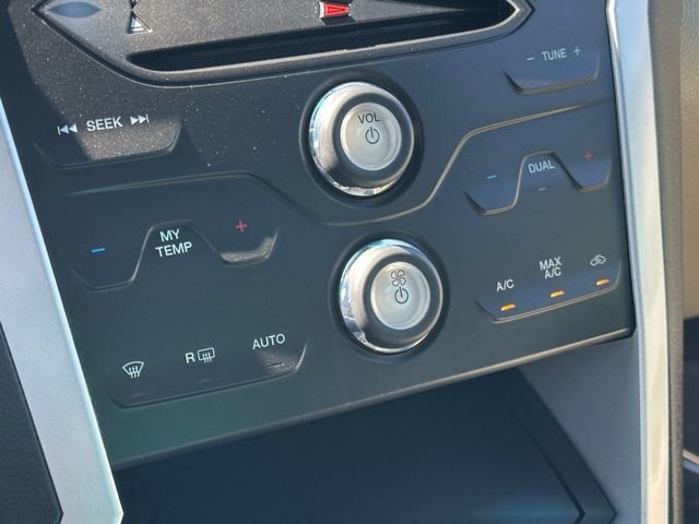 Used 2015 Oxford White Ford XLT image 15