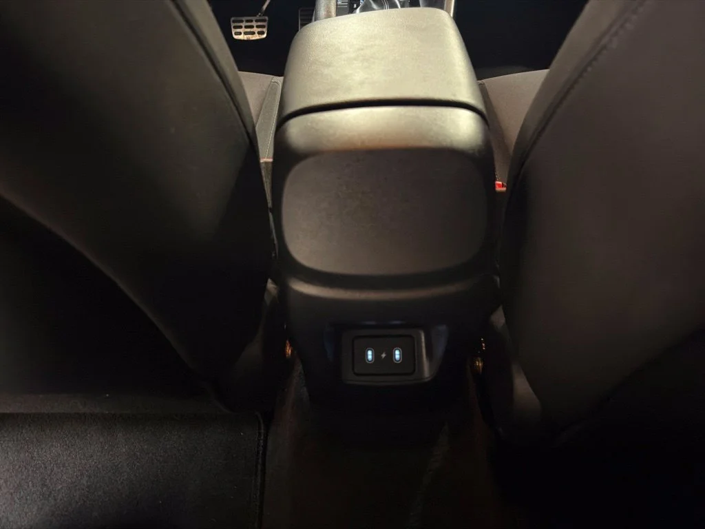 Used 2025 Amazon Gray Hyundai SEL Sport image 23