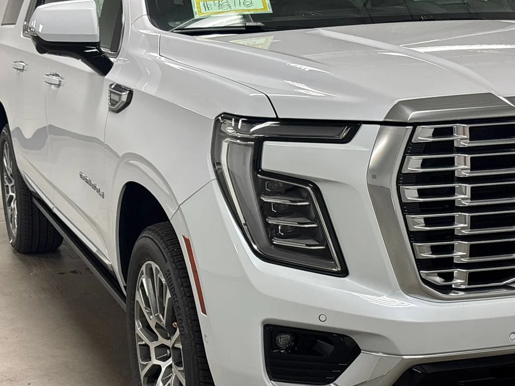 New 2026 Glacier White Tricoat GMC Denali image 4