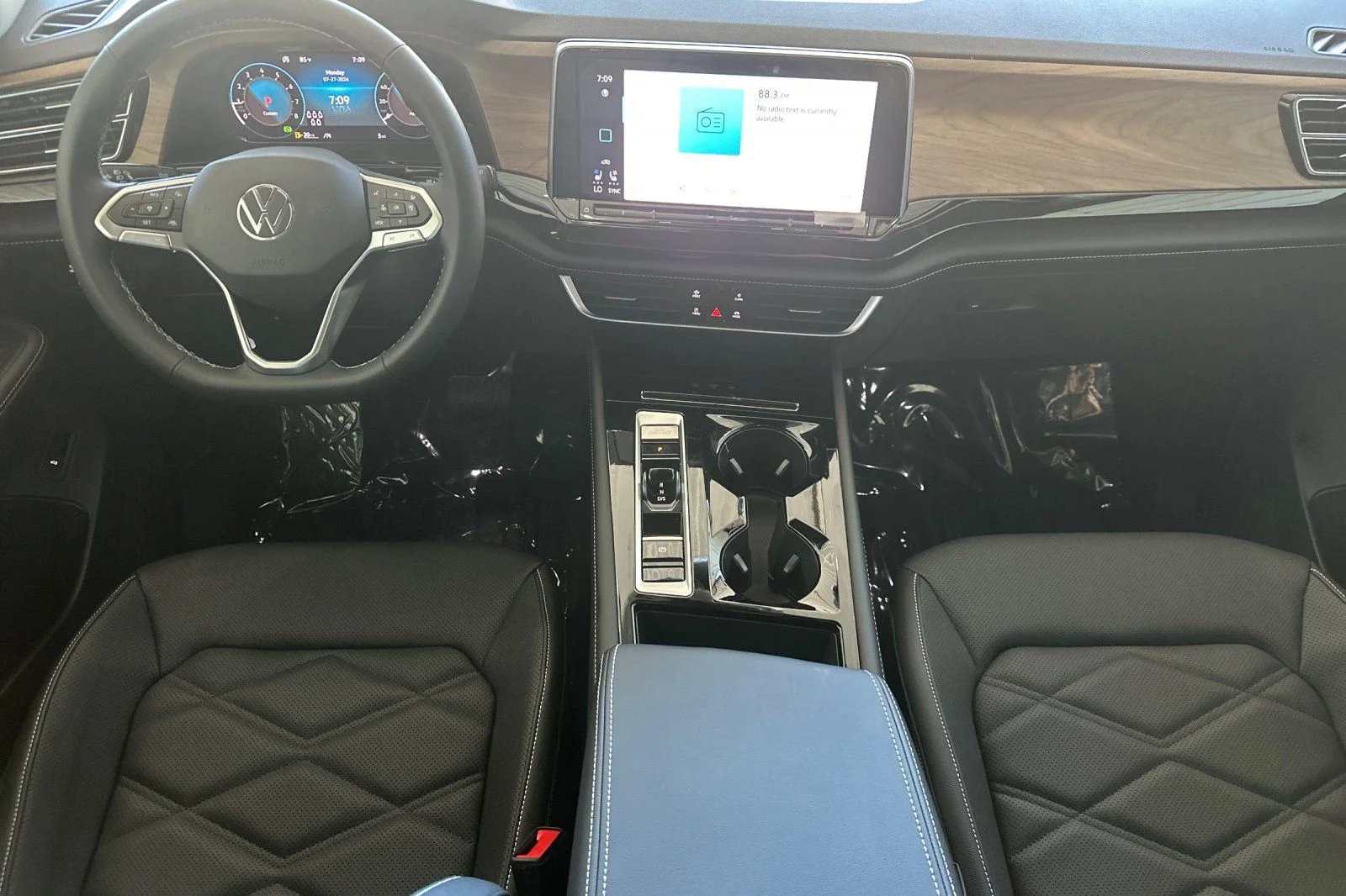 New 2026  Volkswagen 2.0T SE w/Technology image 12