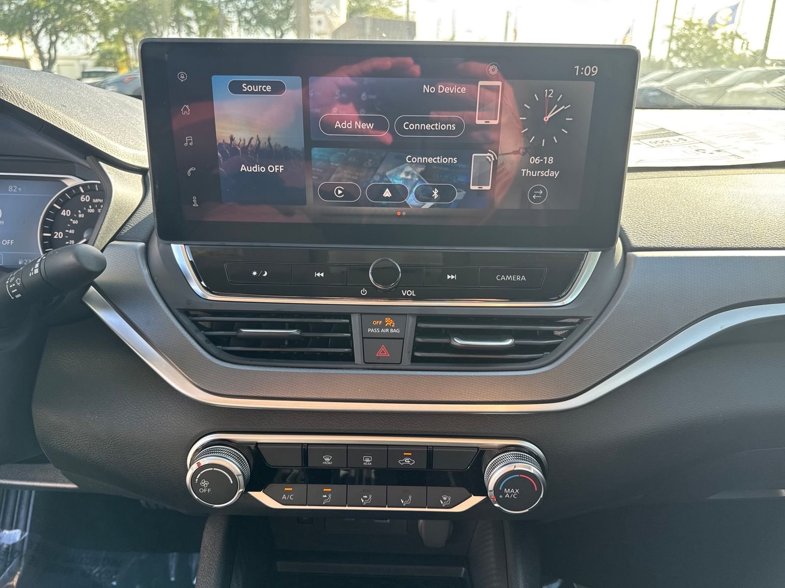 New 2026 Gray Nissan 2.5 SR image 29