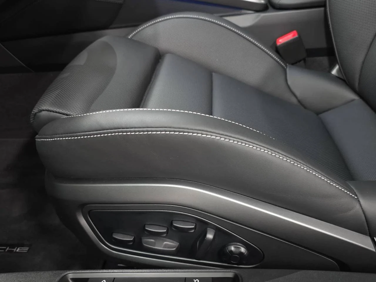 New 2026 Vanadium Grey Metallic Porsche Carrera Cabriolet image 25