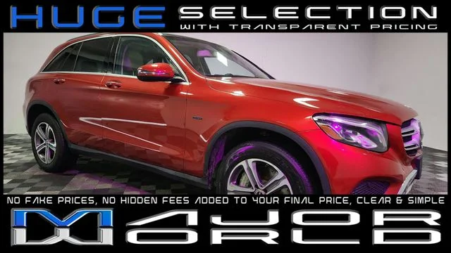 2019 Mercedes-Benz GLC GLC350e 4MATIC's photo