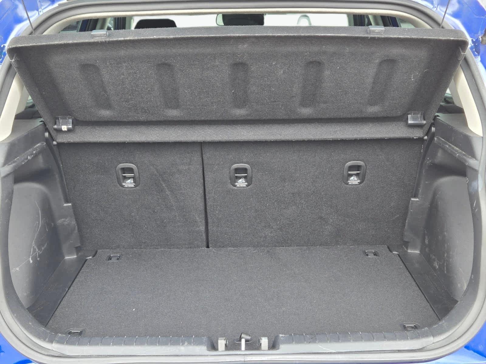 2023 Hyundai Venue SEL - Photo 8
