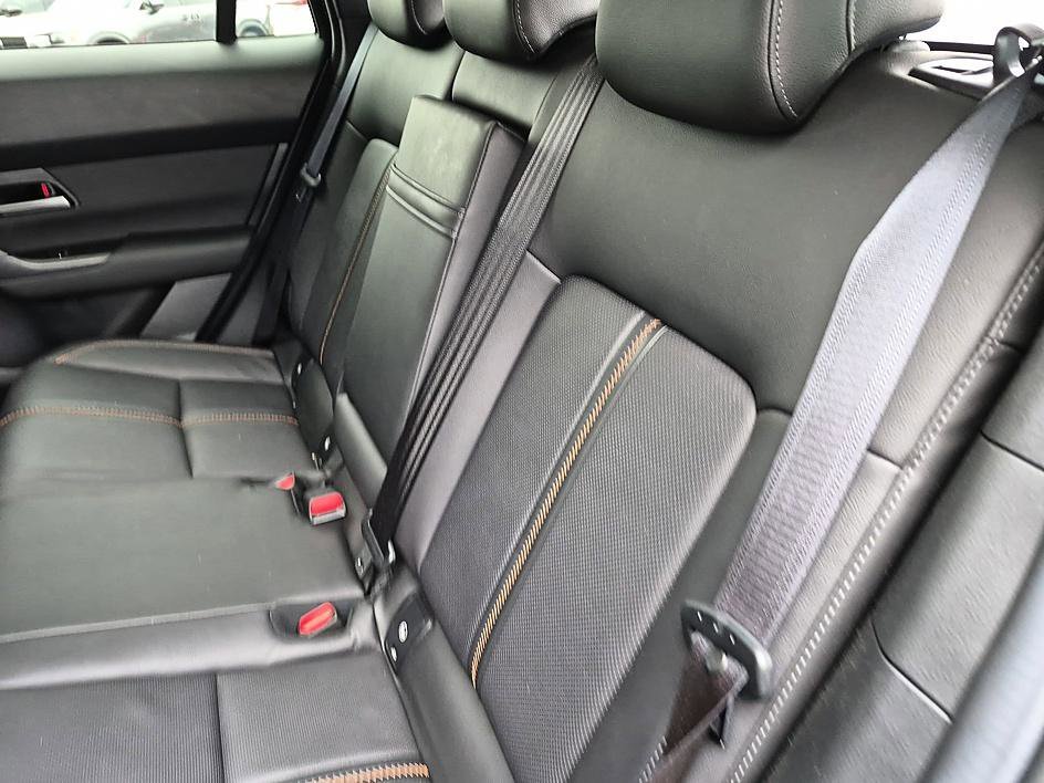 Used 2025 Machine Gray Metallic Mazda Premium Package image 29