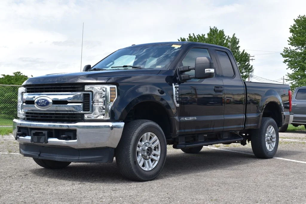 2019 Ford F-250 XLT 4x4 SuperCab 8' Box's photo