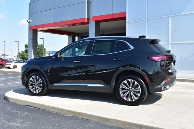 Used 2024 Black Buick Preferred image 7