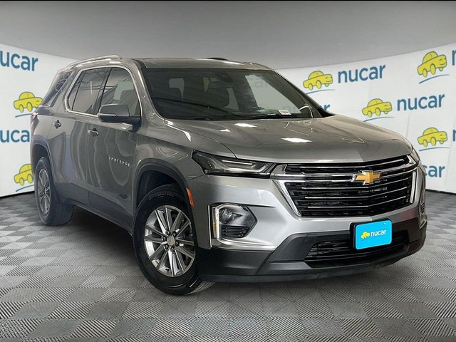 2023 Chevrolet Traverse LT