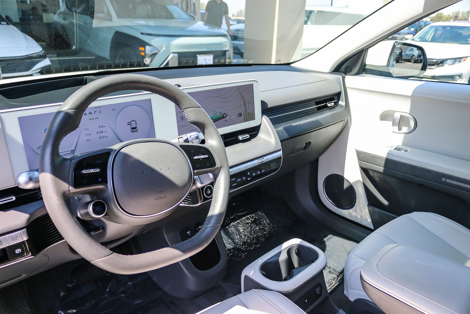 Certified Used 2024 Atlas White Hyundai Limited image 26