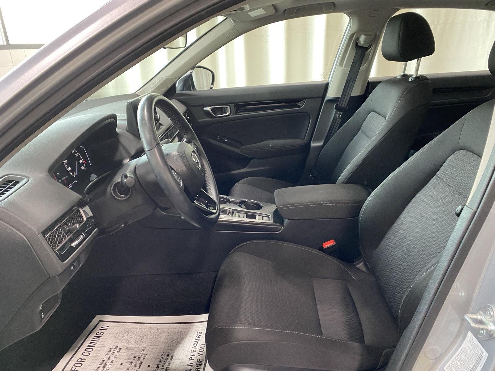 Used 2024 Lunar Silver Metallic Honda EX image 5