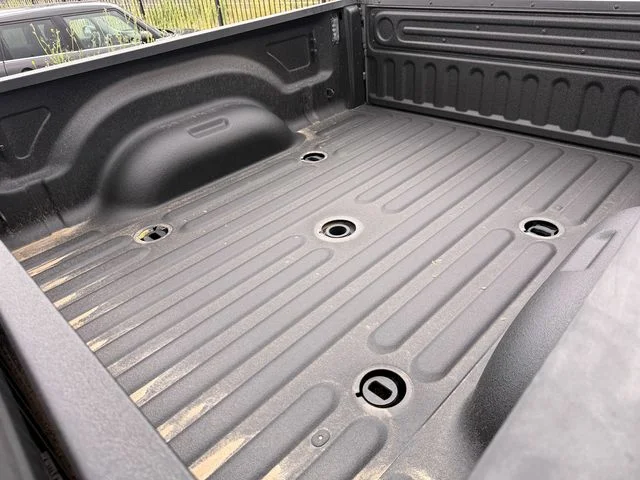 New 2026 Ceramic Gray Clear-Coat Exterior Paint RAM Laramie image 29