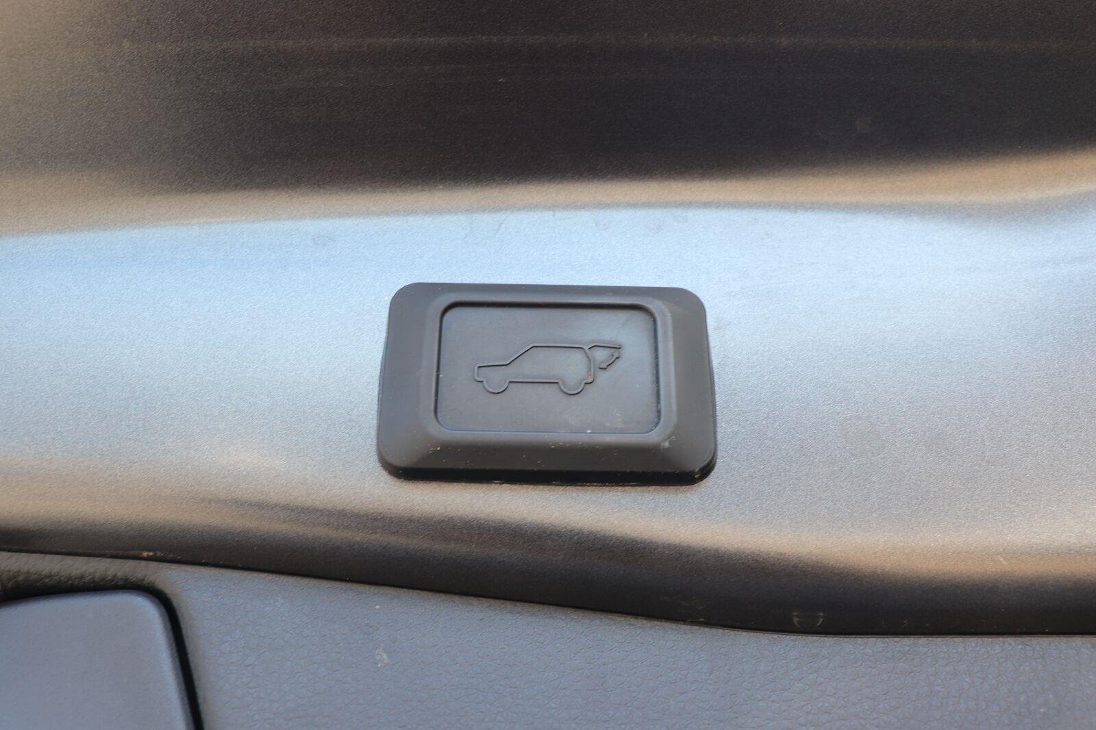 Used 2023 Silver Sky Metallic/Midnight Black Metallic Toyota XSE image 17