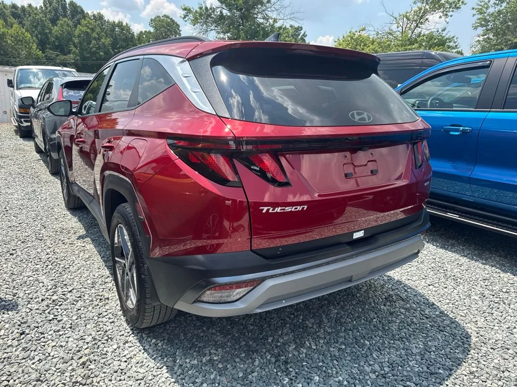 Used 2026 Red Hyundai SEL image 4