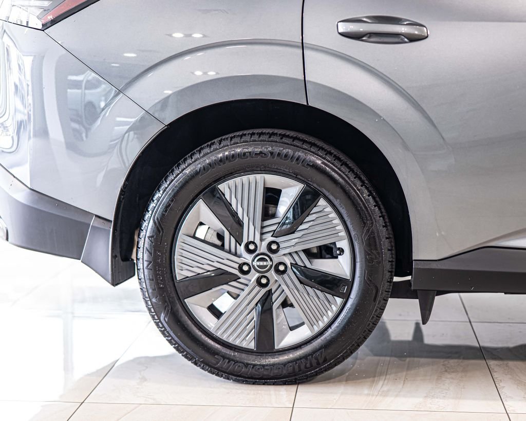 Used 2026 Gray Nissan SL image 11