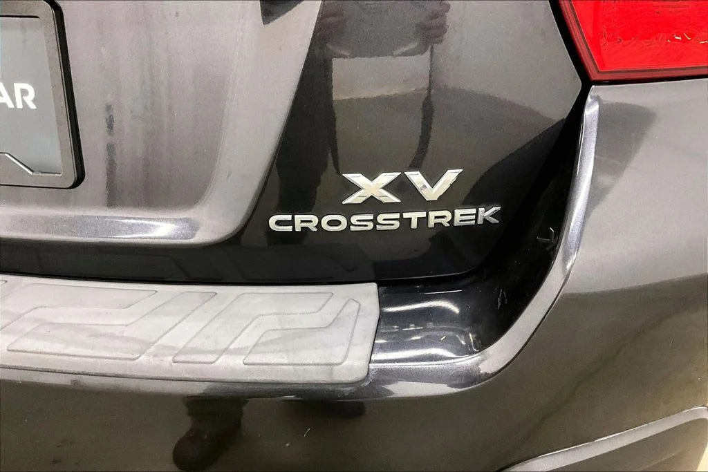 Used 2015 Gray Subaru 2.0i Limited image 23