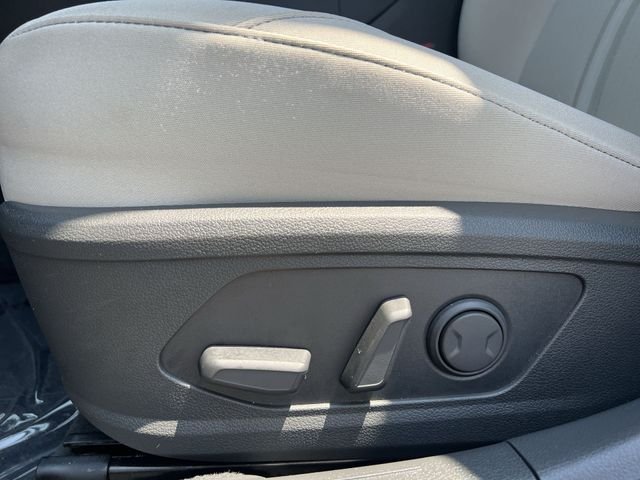 Certified Used 2025 Gray Hyundai SEL image 34