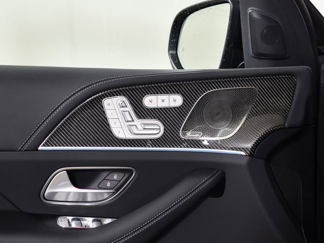 New 2026 MANUFAKTUR Silicon Grey Mercedes-Benz GLS 63 AMG® image 76