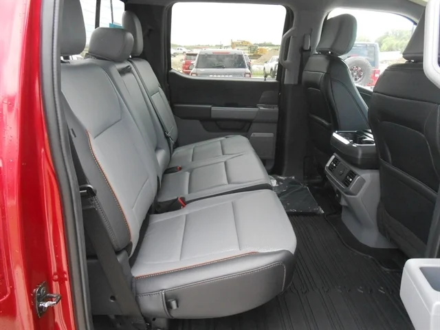 New 2026 Ruby Red Metallic Tinted Clearcoat FORD Lariat® image 6