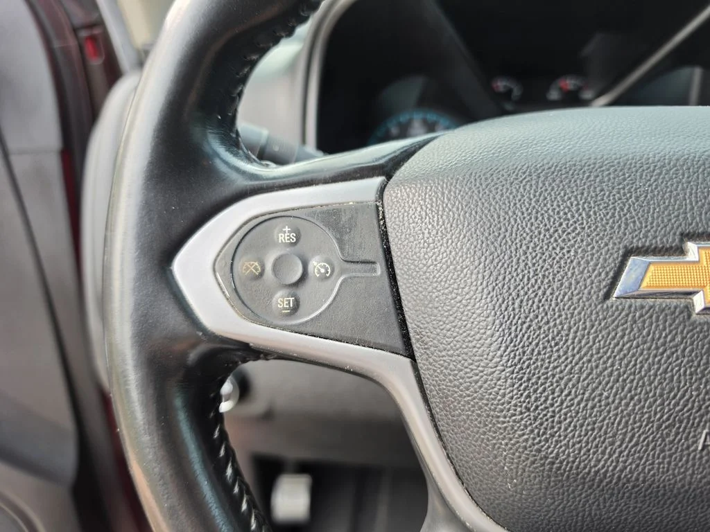 Used 2021 Red Chevrolet LT image 23