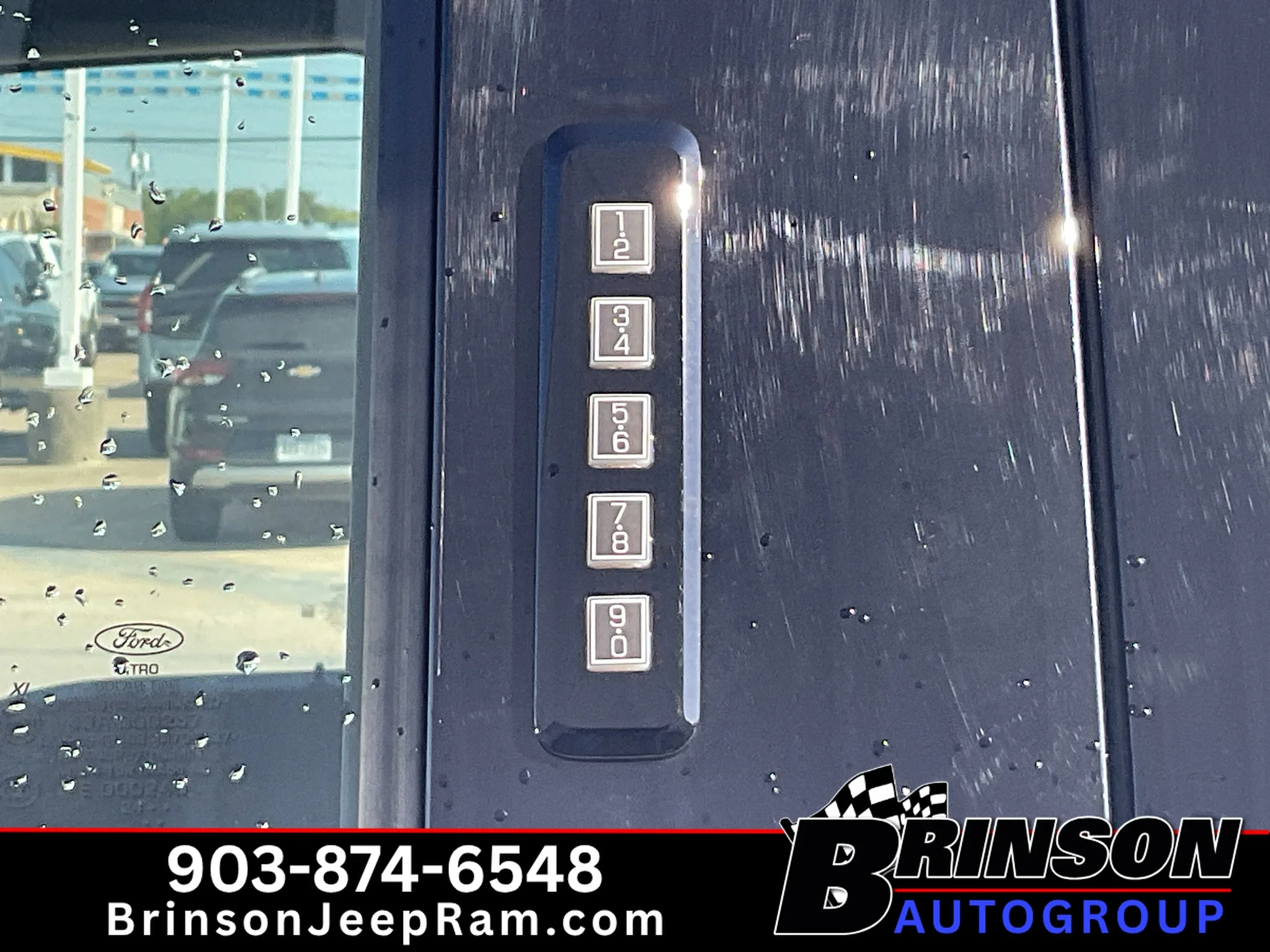 Used 2024 Oxford White Ford XLT image 21