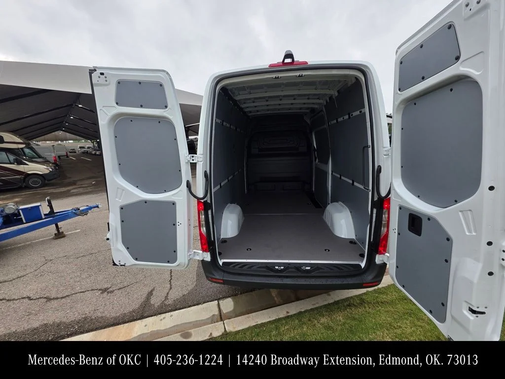 New 2026 White Mercedes-Benz Cargo 144 WB image 5
