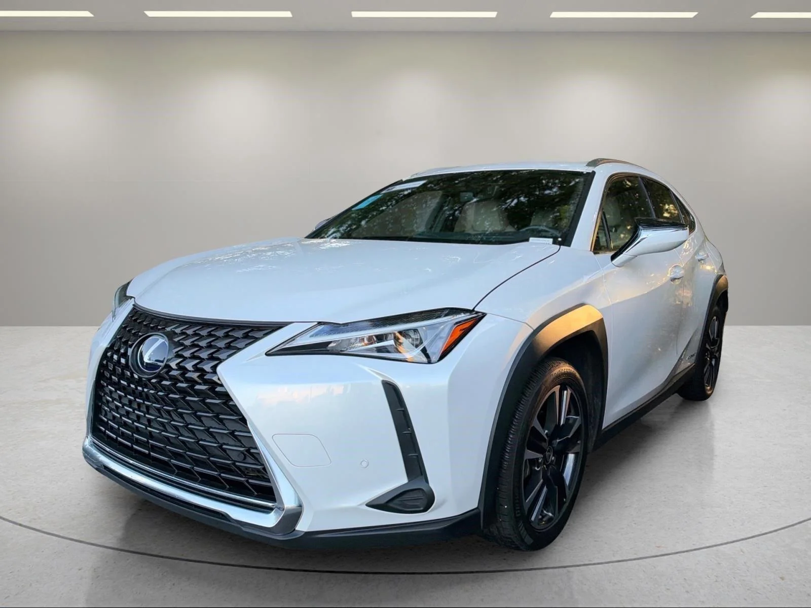 Used 2020 Eminent White Pearl Lexus UX 250h image 3