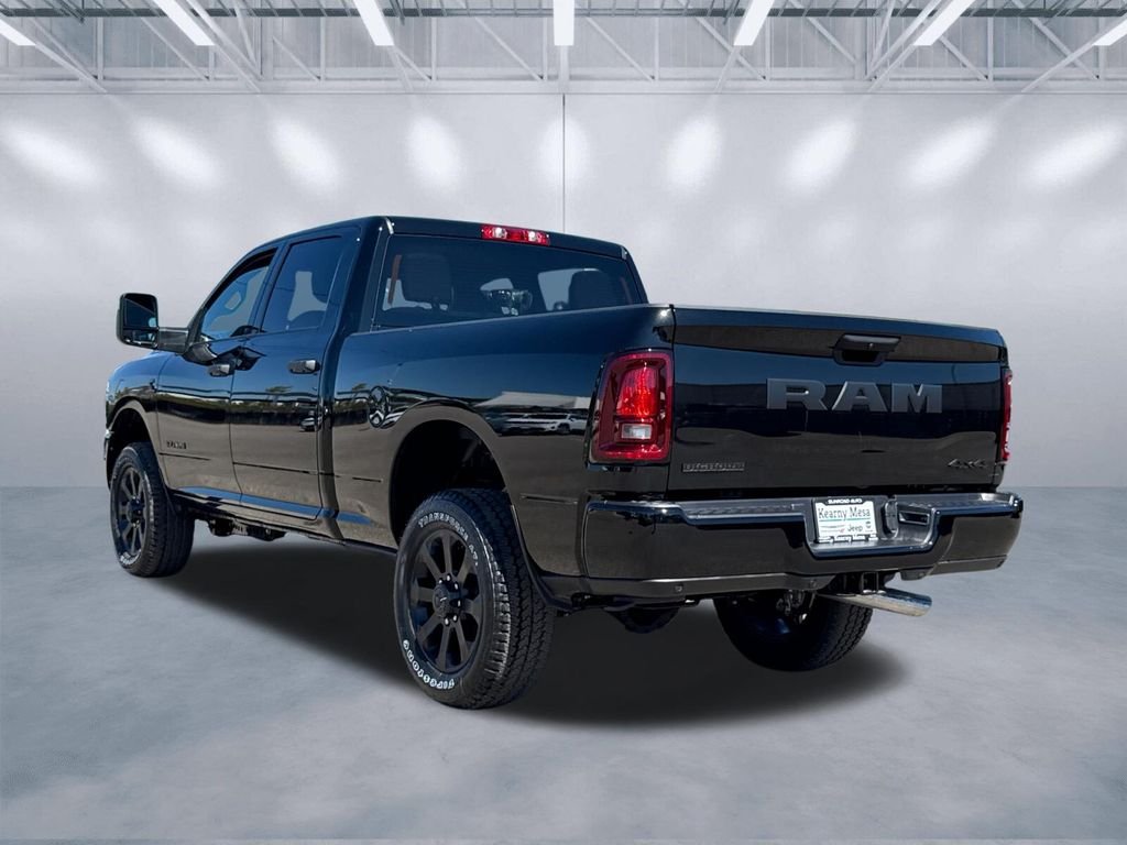 New 2026 Diamond Black Crystal Pearl-Coat Exterior Paint RAM Big Horn image 4