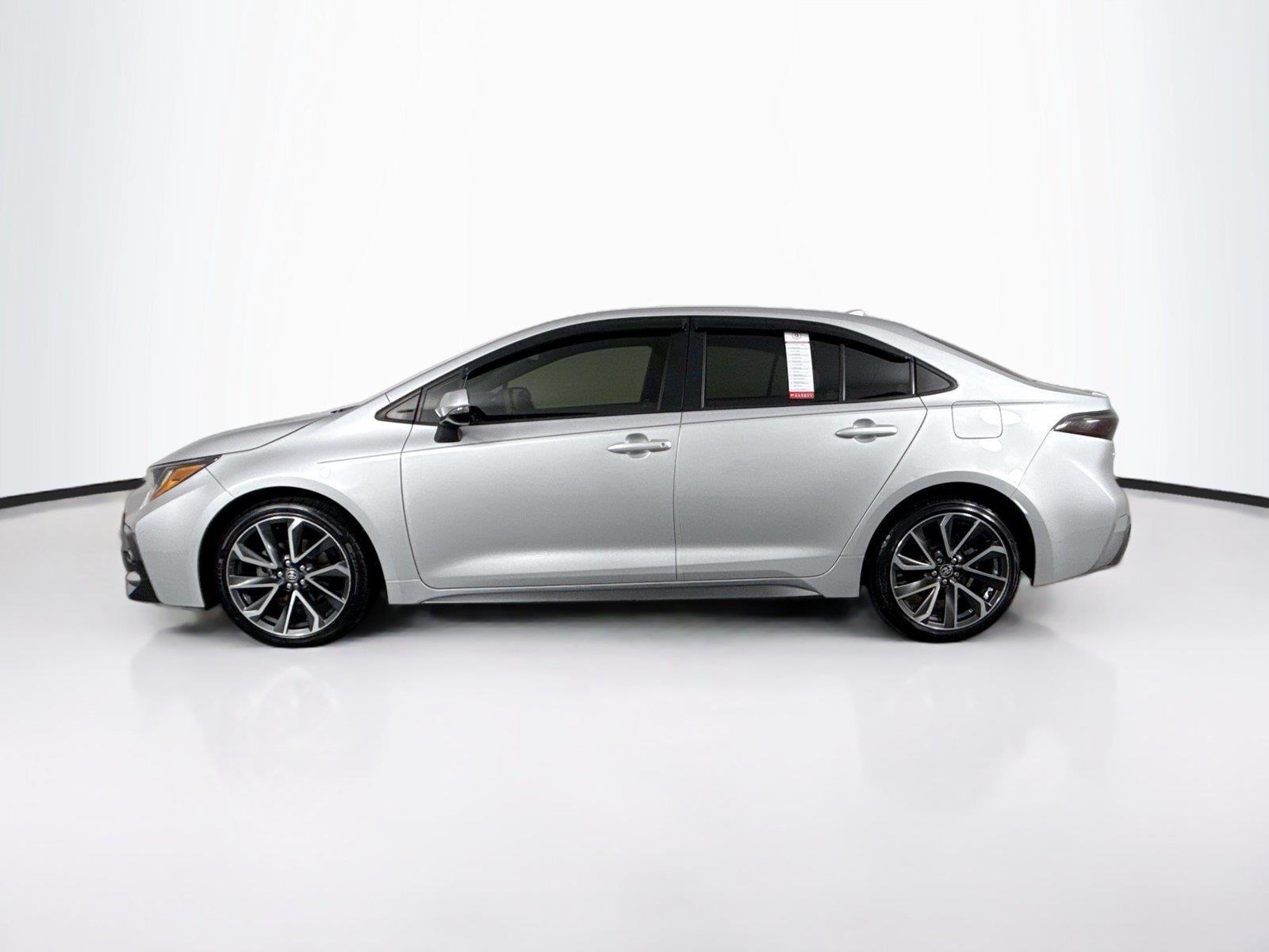 Certified Used 2022 Classic Silver Metallic Toyota SE image 12