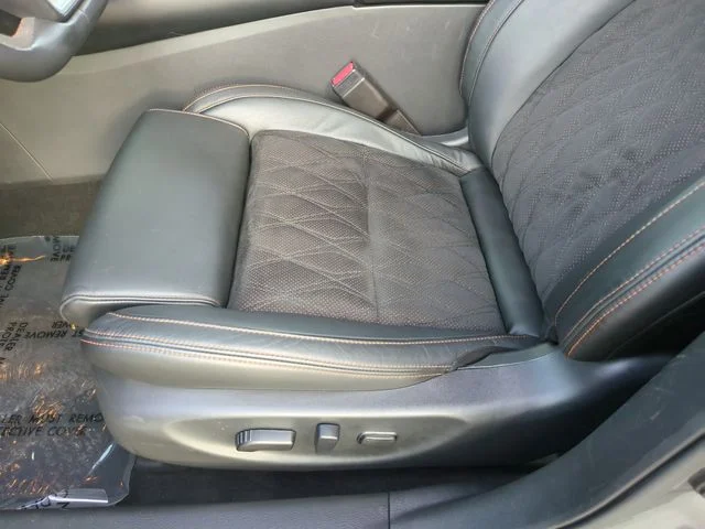 Used 2023 Gray Nissan SR image 19