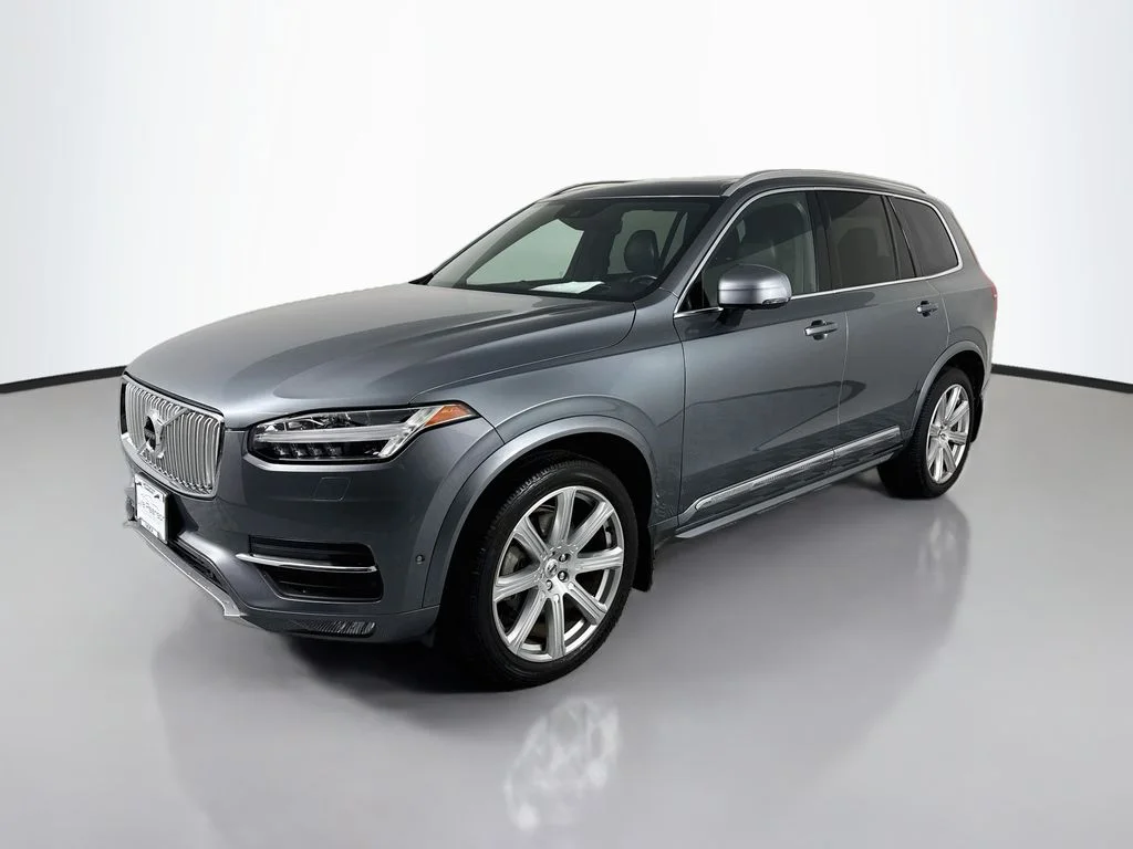 Used 2017 Osmium Gray Metallic Volvo T6 Inscription image 1