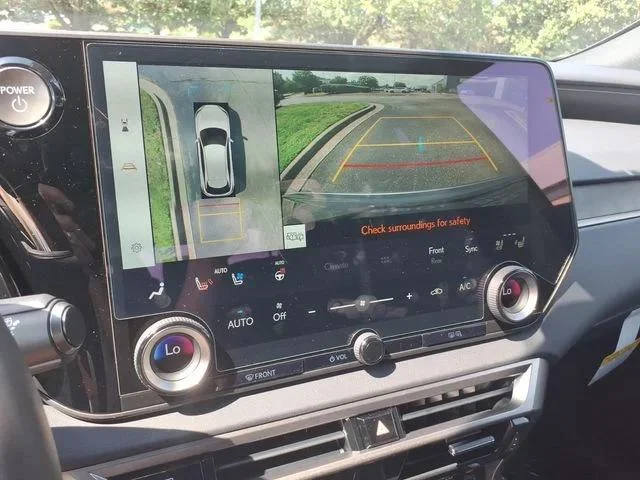 New 2026 Iridium Lexus PREMIUM AWD image 31