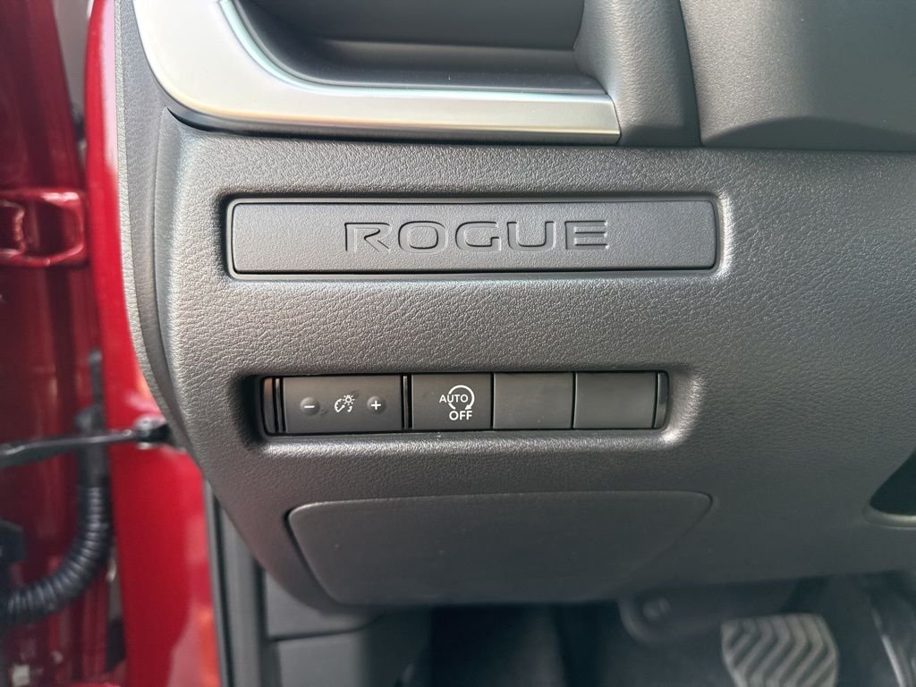 2026 Nissan Rogue S - Photo 17