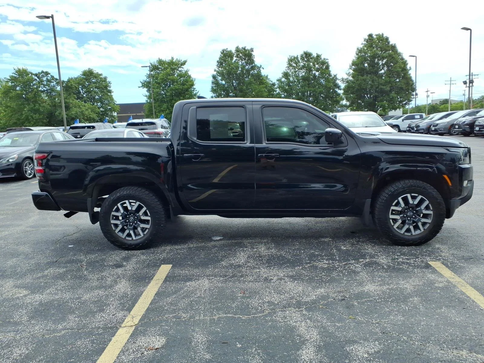 Used 2022 Black Nissan SV image 28