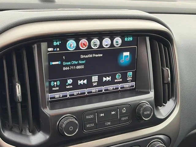 Used 2018 Black Chevrolet Z71 image 22