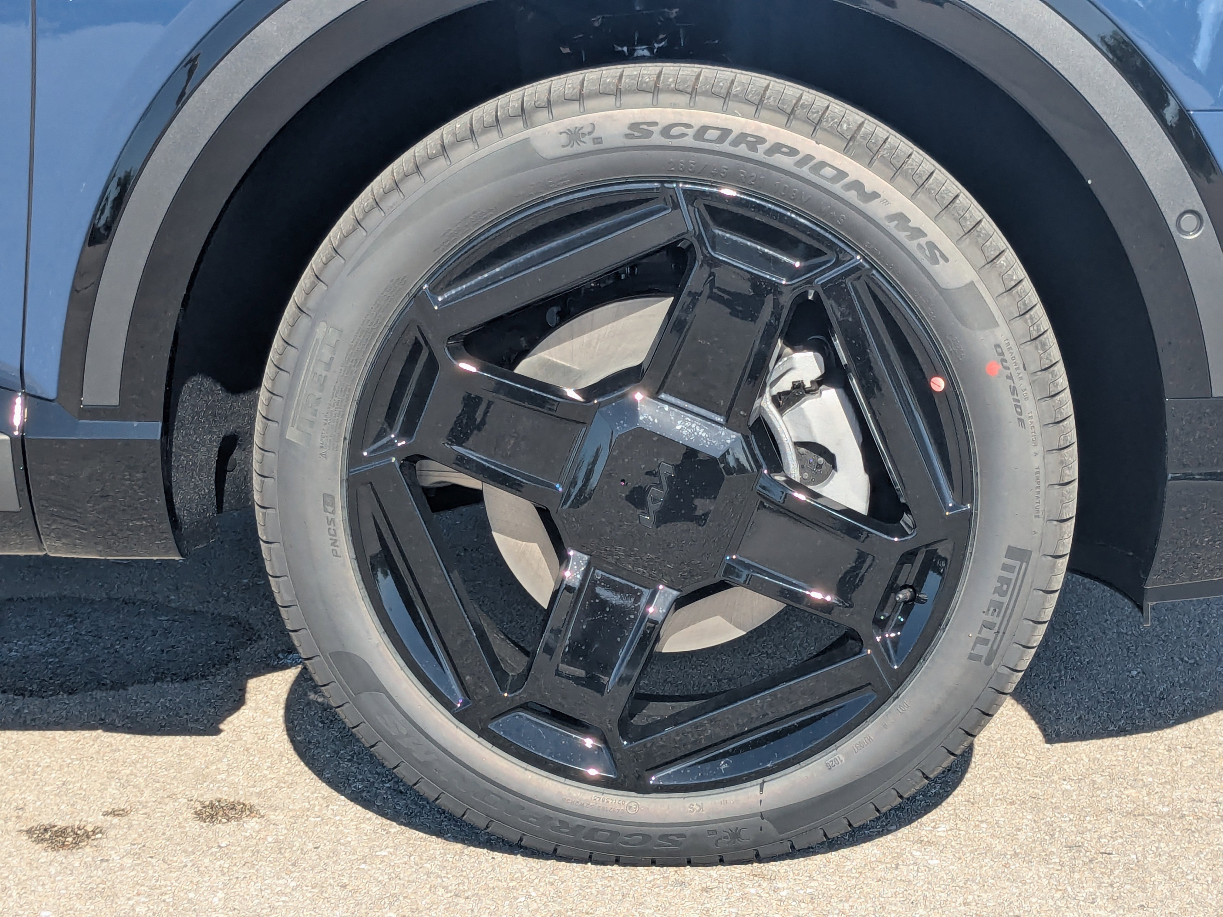 New 2027 Midnight Lake Blue Kia X-LINE SX image 11