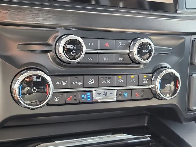 New 2026 Black Metallic Ford Lariat image 26