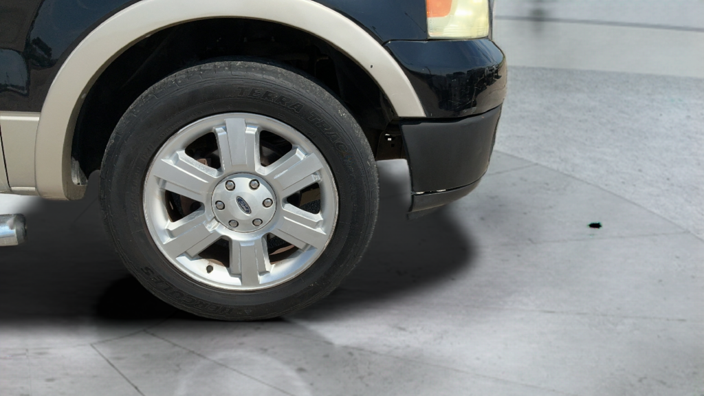 Used 2008 Black Ford Lariat image 23